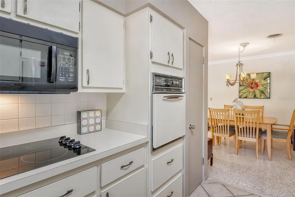 3225 Duncan Way Sarasota FL 34239