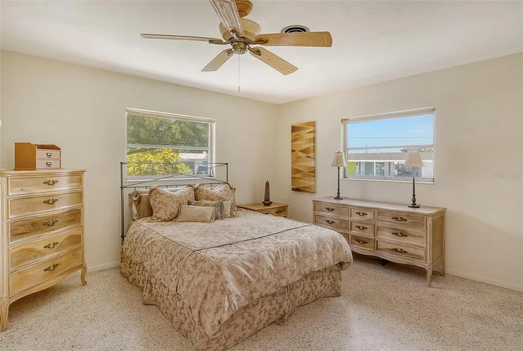 3225 Duncan Way Sarasota FL 34239