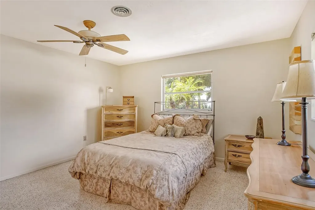 3225 Duncan Way Sarasota FL 34239