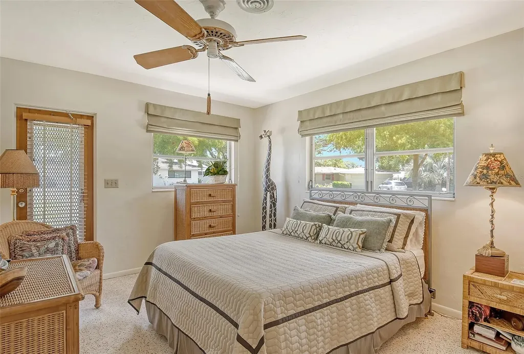 3225 Duncan Way Sarasota FL 34239