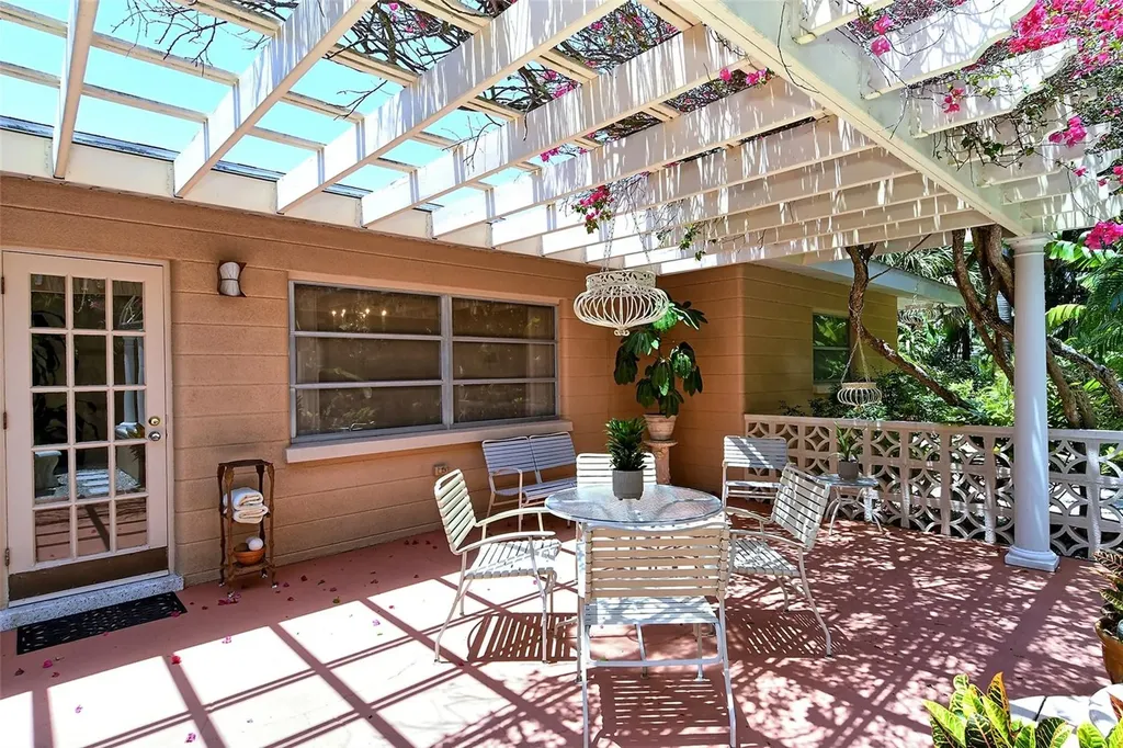 3225 Duncan Way Sarasota FL 34239