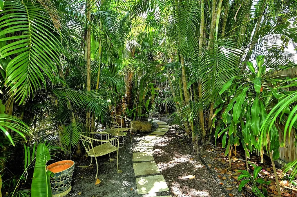 3225 Duncan Way Sarasota FL 34239