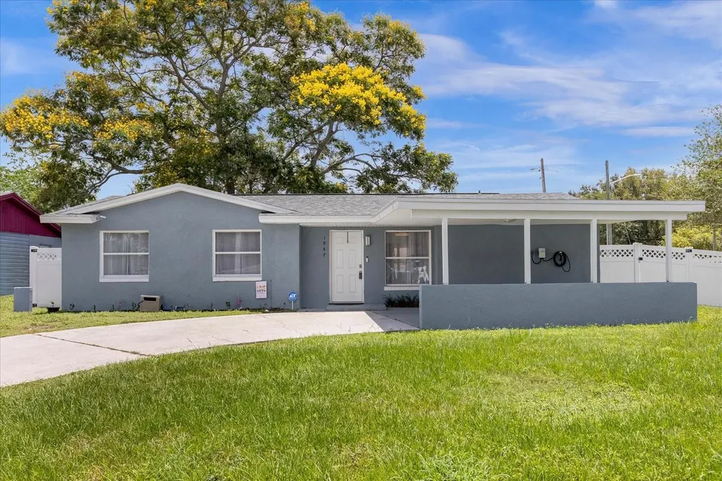 1947 Ravenall Avenue Orlando FL 32811