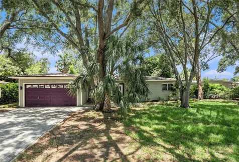 6900 14th Street N St Petersburg FL 33702