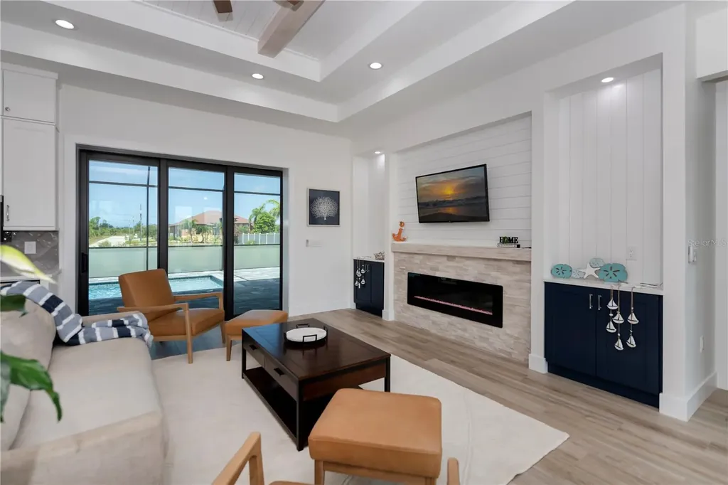 11 Pinehurst Court Rotonda West FL 33947