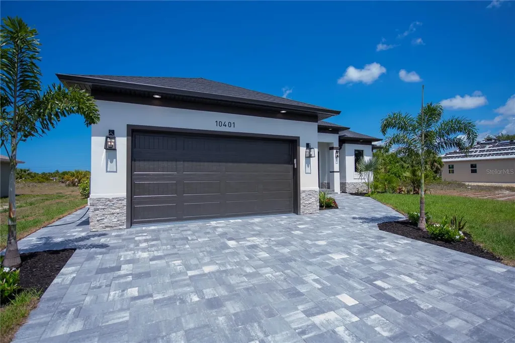 11 Pinehurst Court Rotonda West FL 33947