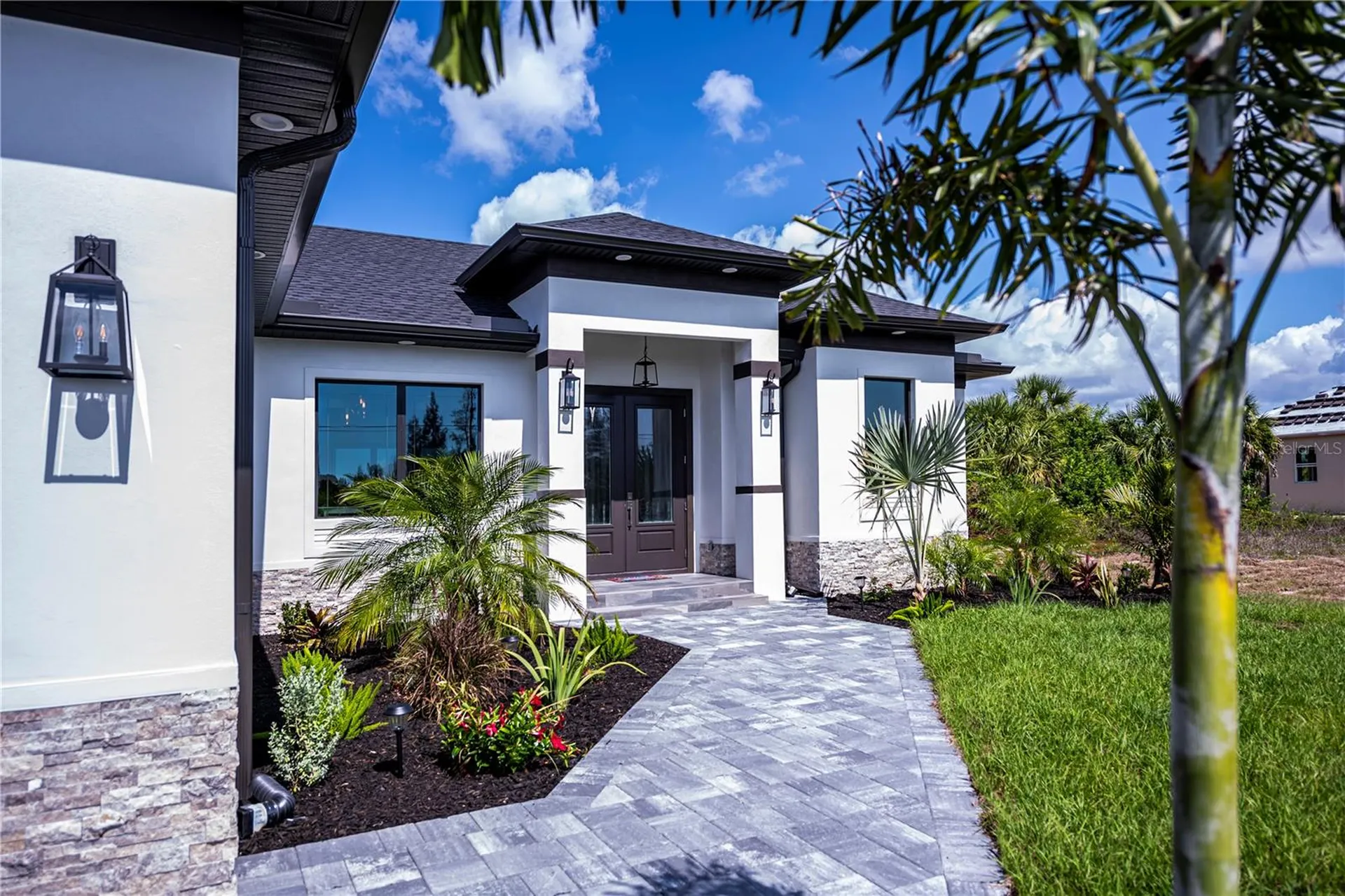11 Pinehurst Court Rotonda West FL 33947