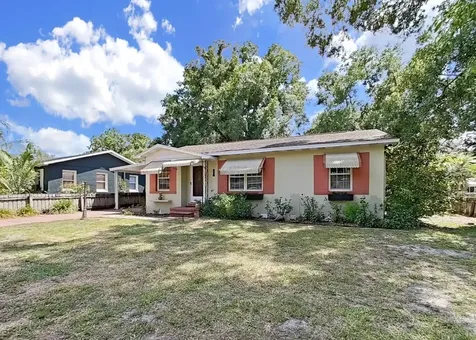 1012 W Berry Avenue Tampa FL 33603