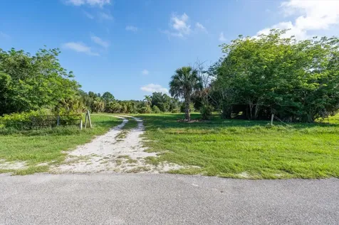 15111 Murphy Road Sarasota FL 34240