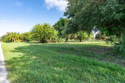 15111 Murphy Road Sarasota FL 34240