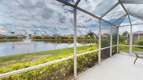 4910 Whispering Oaks Drive North Port FL 34287