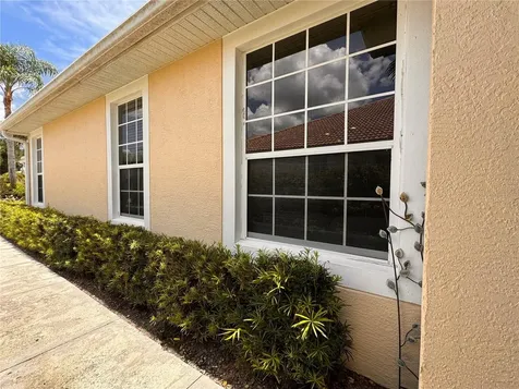 4910 Whispering Oaks Drive North Port FL 34287