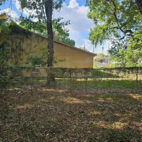 2622 E 31st Avenue Tampa FL 33610