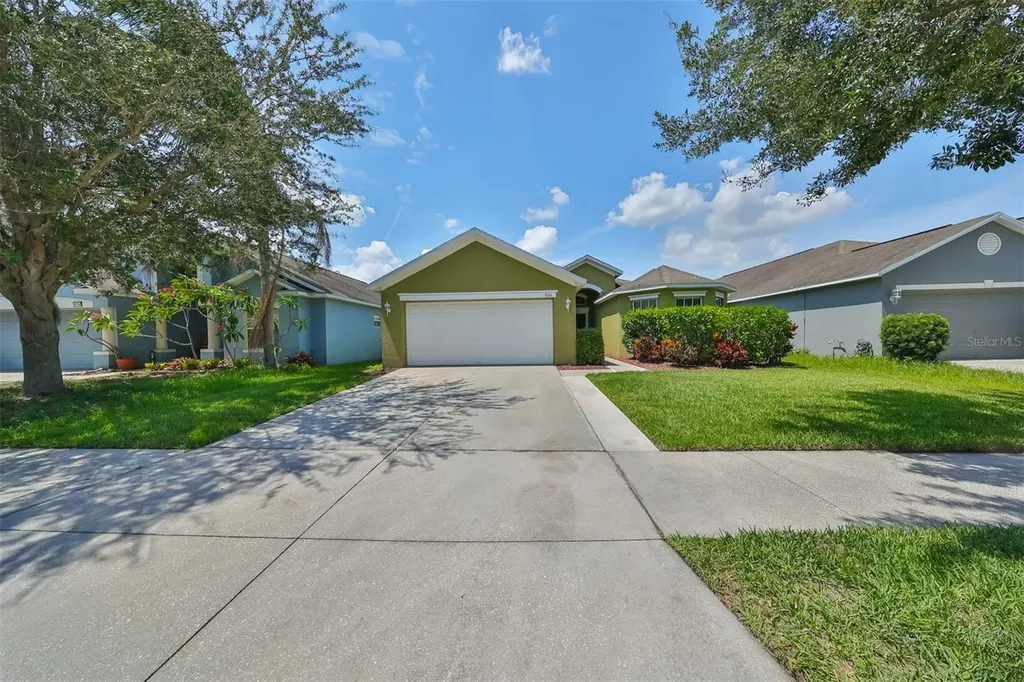 8116 Alamosa Wood Avenue Ruskin FL 33573