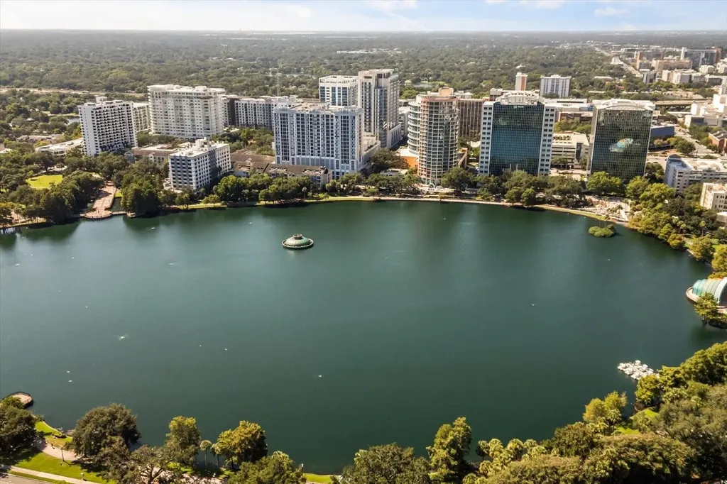322 E Central Boulevard Orlando FL 32801