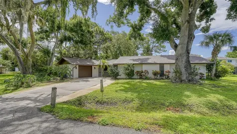 717 Roanoke Road Venice FL 34293