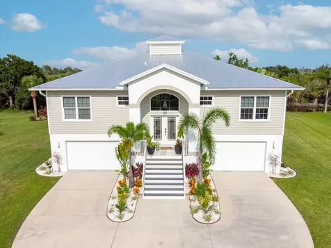 6170 Mckinley Terrace Englewood FL 34224