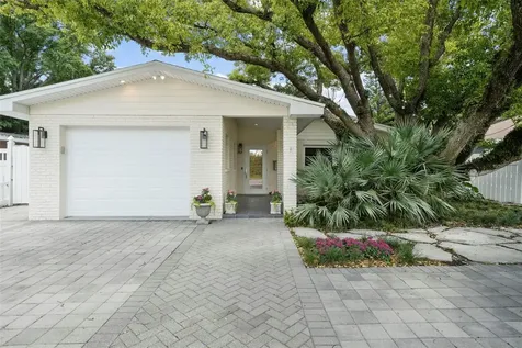 520 E Davis Boulevard Tampa FL 33606