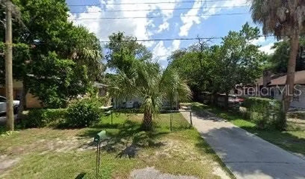 8721 N 13th Street Tampa FL 33604
