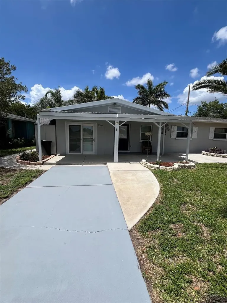 3008 19th Avenue W Bradenton FL 34205