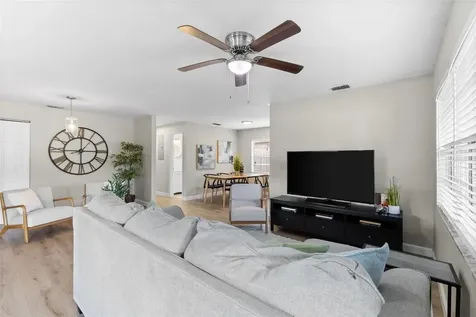 6806 S Hesperides Street Tampa FL 33616