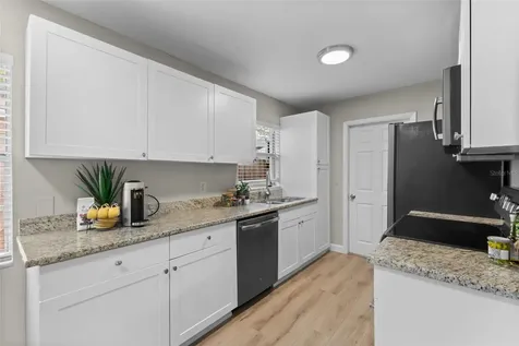 6806 S Hesperides Street Tampa FL 33616