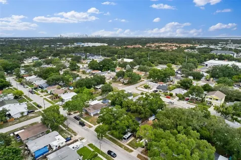 6806 S Hesperides Street Tampa FL 33616