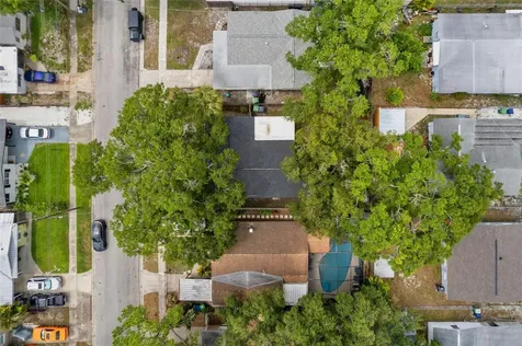 6806 S Hesperides Street Tampa FL 33616