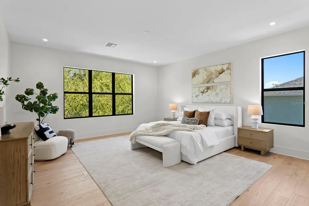 4305 W Zelar Street Tampa FL 33629