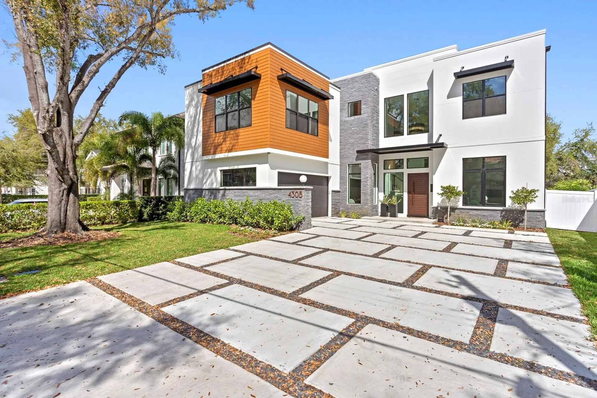 4305 W Zelar Street Tampa FL 33629