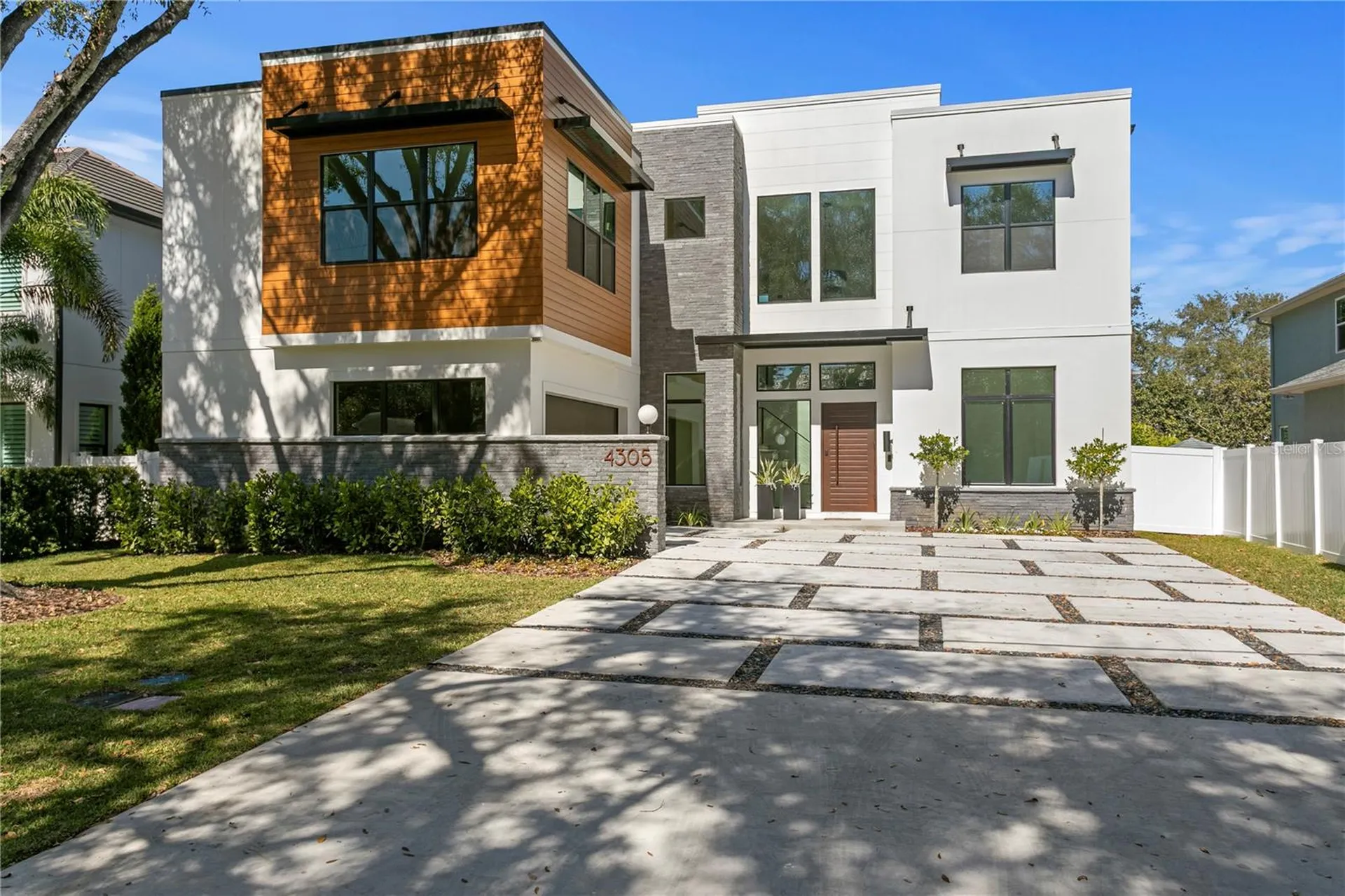 4305 W Zelar Street Tampa FL 33629