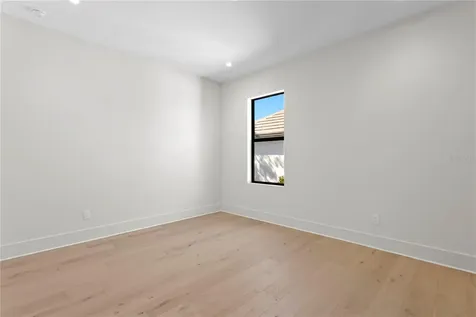 4305 W Zelar Street Tampa FL 33629