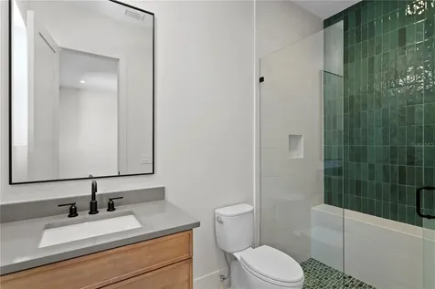 4305 W Zelar Street Tampa FL 33629