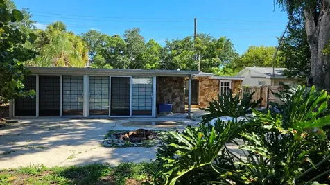10951 61st Avenue Seminole FL 33772
