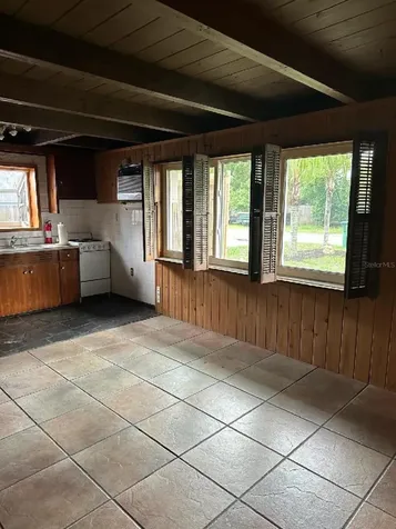 10951 61st Avenue Seminole FL 33772