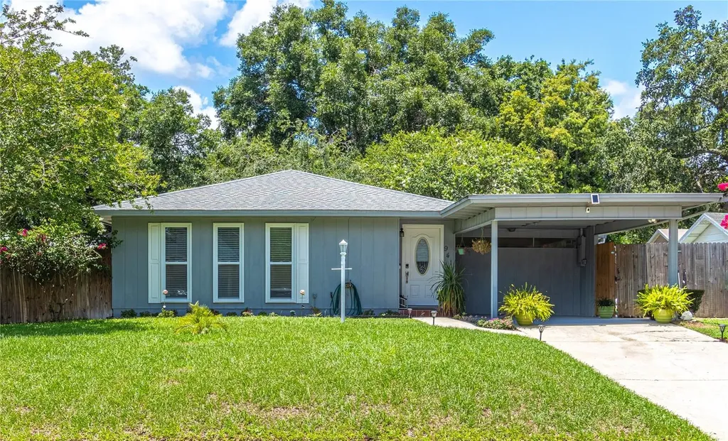 941 Cornelia Avenue Lakeland FL 33815