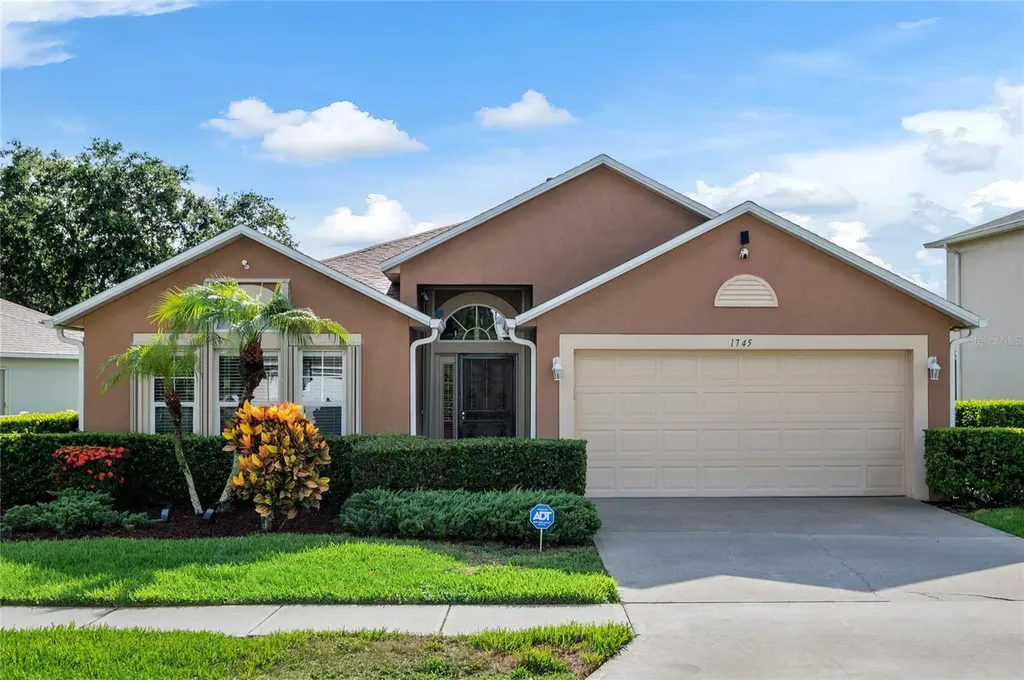 1745 La Maderia Drive SW Palm Bay FL 32908