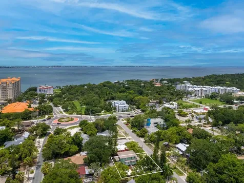 1254 15th Street Sarasota FL 34236