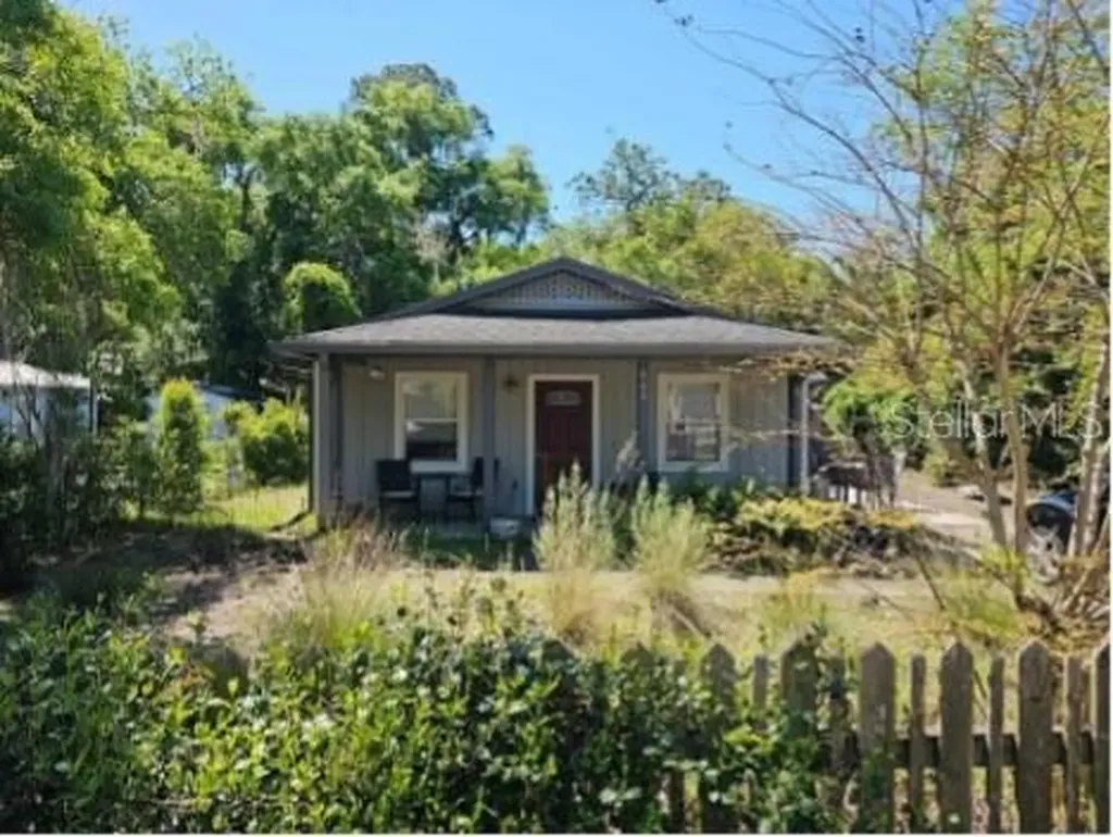 825 SE 1st Avenue Gainesville FL 32601