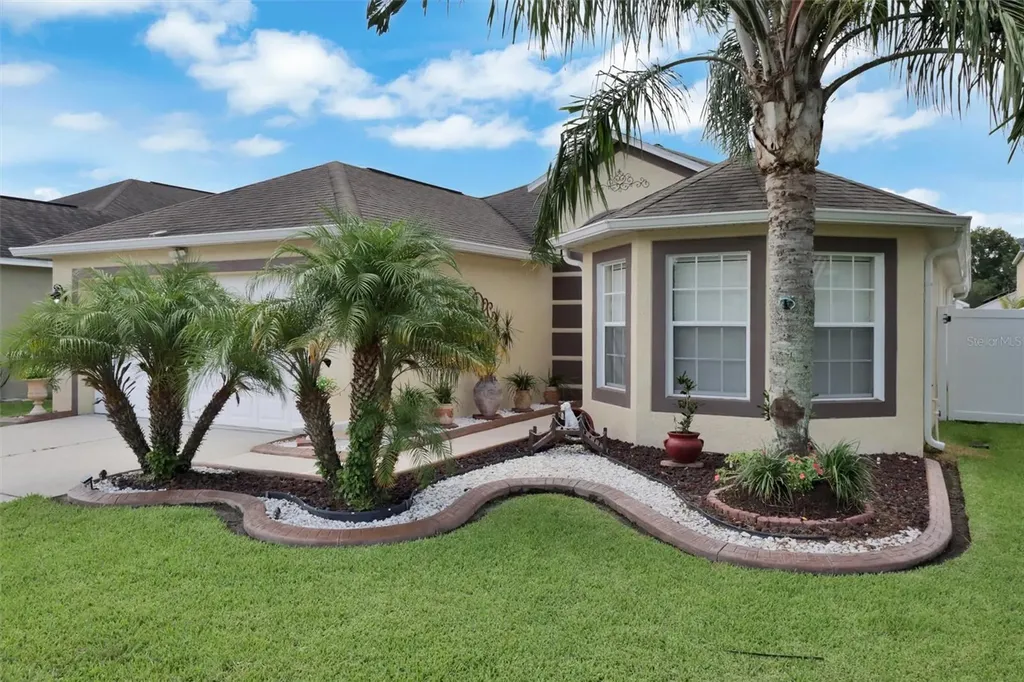 7131 Cedarcrest Boulevard Lakeland FL 33810