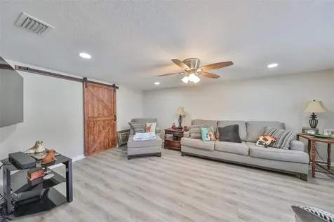 8912 El Portal Drive Tampa FL 33604