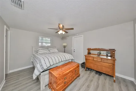 8912 El Portal Drive Tampa FL 33604