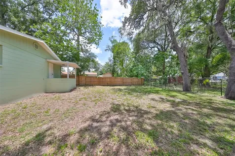 8912 El Portal Drive Tampa FL 33604