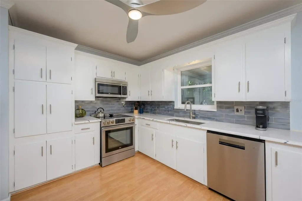 3801 Helene Street Sarasota FL 34233