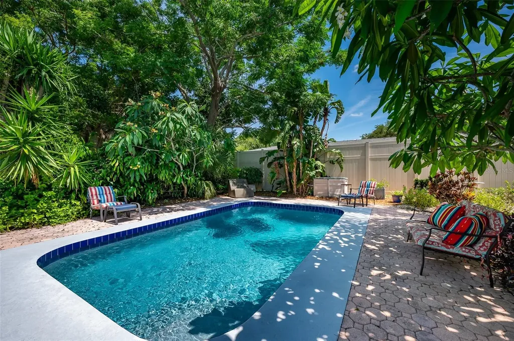 3801 Helene Street Sarasota FL 34233