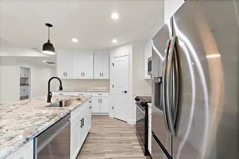 9187 Prospect Avenue Englewood FL 34224