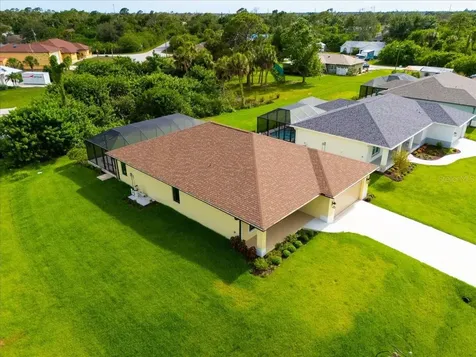 9187 Prospect Avenue Englewood FL 34224