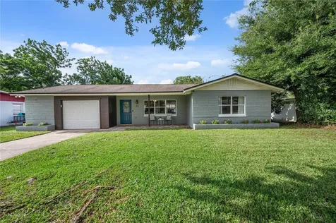 405 Oakwood Court Fern Park FL 32730