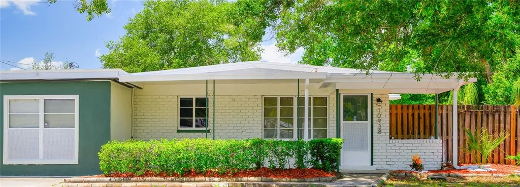 10938 N Lantana Avenue Tampa FL 33612