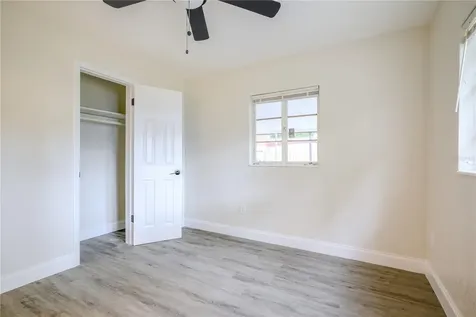 10938 N Lantana Avenue Tampa FL 33612